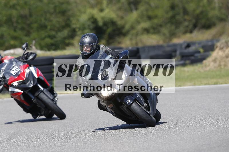 /Archiv-2025/48 25.08.2025 Cornu Master School ADR/blau-bleu/27